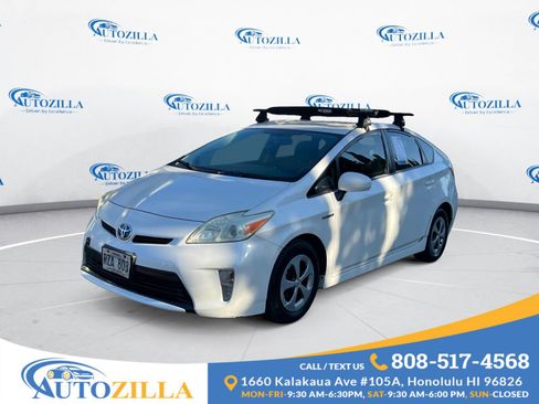 Used 2013 Toyota Prius FWD image 1