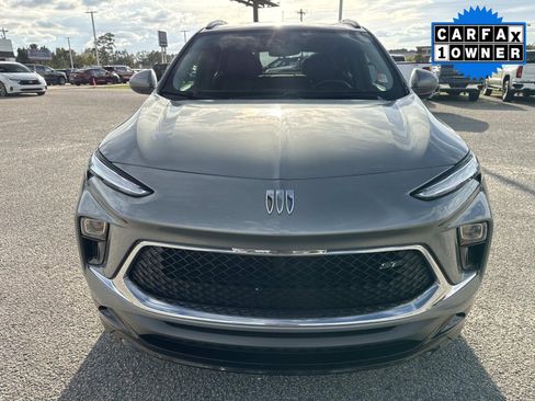 Certified 2024 Buick Encore GX Sport Touring image 9