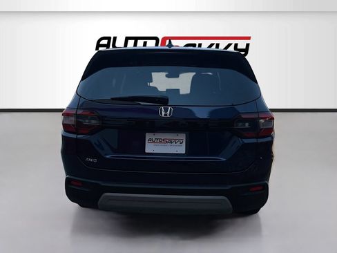 Used 2025 Honda Pilot EX-L image 6