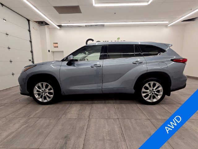 Used 2022 Toyota Highlander Limited w/ Protection Package #3 (TMS) AWD/4WD image 2