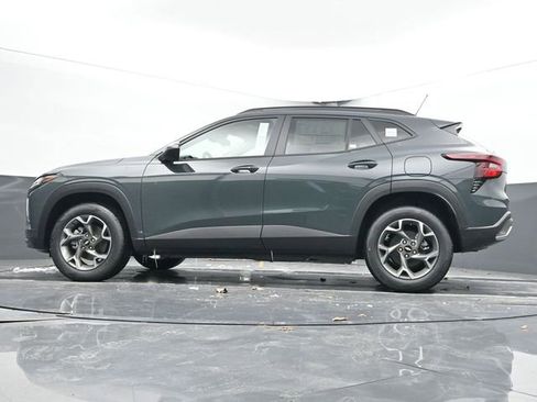 New 2026 Chevrolet Trax LT w/ Driver Confidence Package image 45