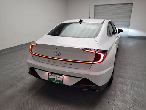 Used 2023 Hyundai Sonata SEL w/ Preferred Accessory Package image 7