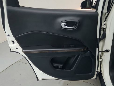 Used 2019 Jeep Compass Limited AWD/4WD image 22