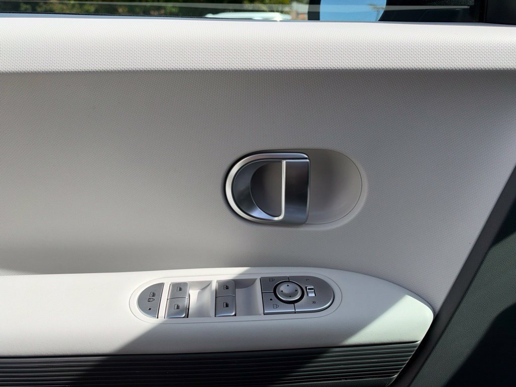 Certified 2024 Hyundai Ioniq 5 SE AWD/4WD image 13