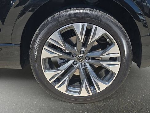 Used 2026 Audi Q8 Premium Plus w/ Premium Plus Package AWD/4WD image 38
