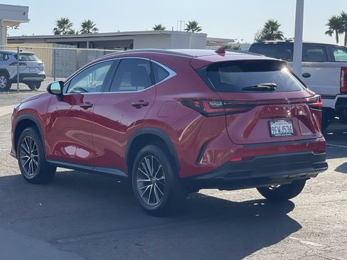 Used 2024 Lexus NX 250 FWD image 4