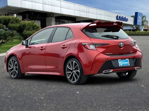 Used 2019 Toyota Corolla XSE image 6