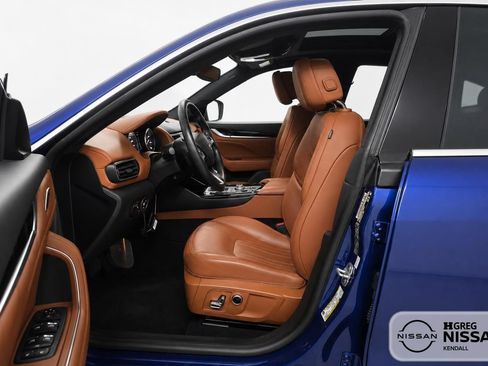Used 2022 Maserati Levante Modena AWD/4WD image 7