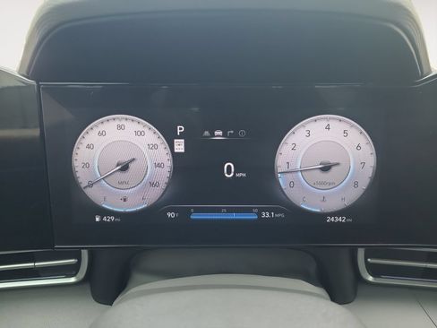 Used 2024 Hyundai Elantra SEL w/ Convenience Package FWD image 18