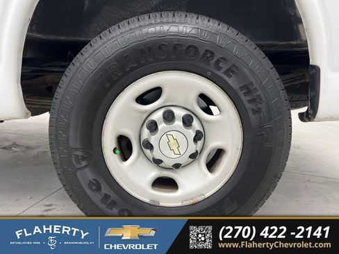 Used 2021 Chevrolet Express 2500 w/ Driver Convenience Package image 15