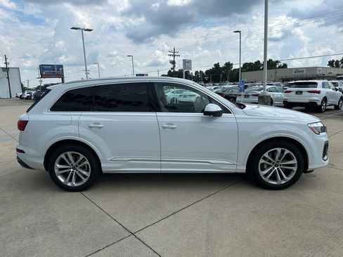 Used 2025 Audi Q7 3.0T Prestige image 4