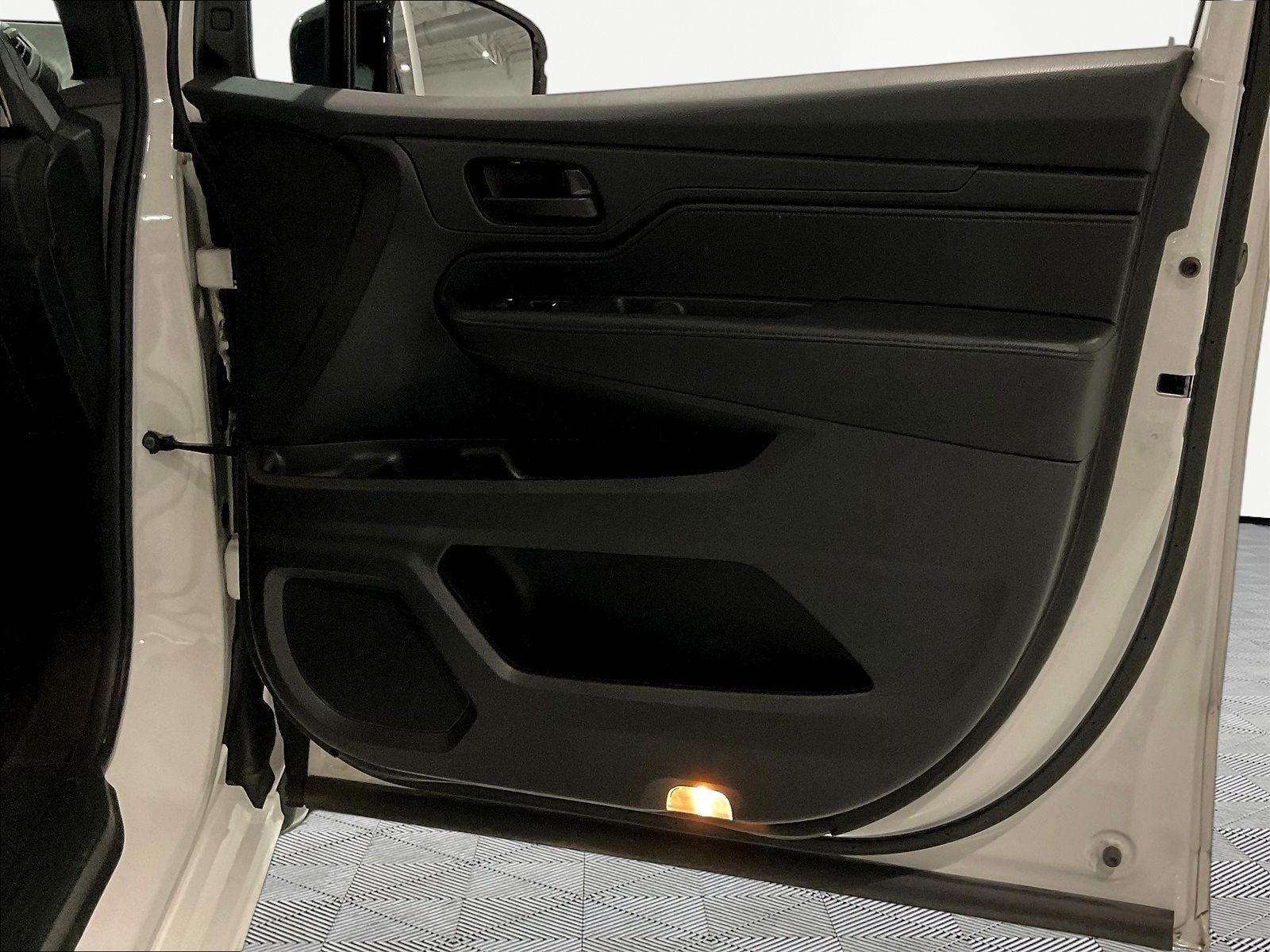 Used 2024 Honda Odyssey Sport image 28