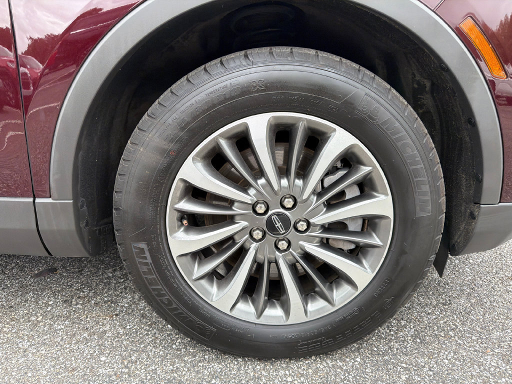 Used 2023 Lincoln Nautilus AWD w/ Premium Package image 8