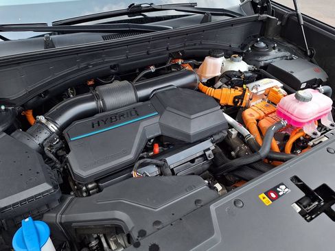 Certified 2025 Hyundai Santa Fe SEL AWD/4WD image 34
