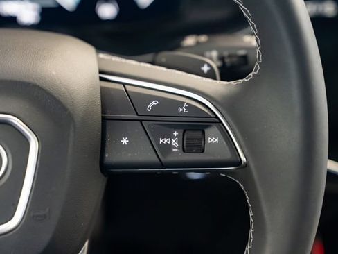 Used 2025 Audi Q8 Prestige AWD/4WD image 16