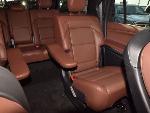 New 2025 Lincoln Navigator L Reserve image 22