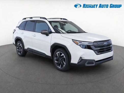Used 2025 Subaru Forester Limited AWD/4WD image 2