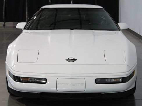 Used 1992 Chevrolet Corvette Coupe RWD image 26