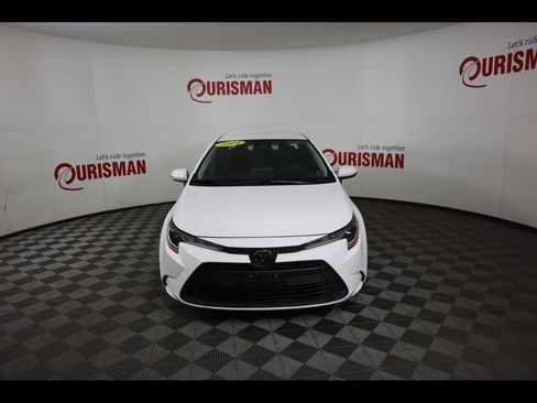 Used 2024 Toyota Corolla LE FWD image 15