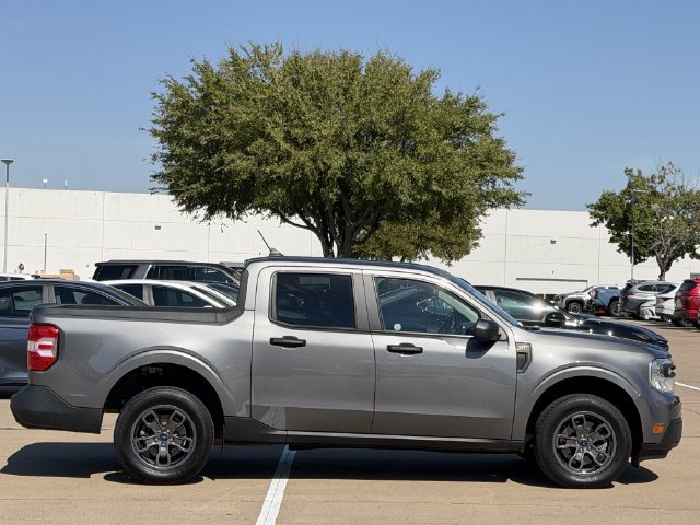 Used 2023 Ford Maverick XL FWD image 3