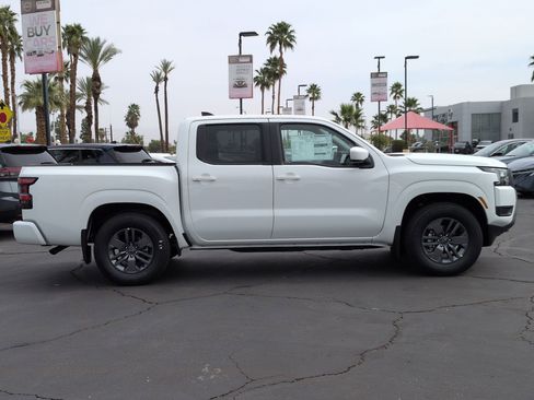 New 2026 Nissan Frontier SV w/ Tow Package RWD image 5