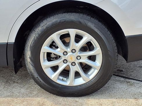 Used 2020 Chevrolet Equinox LT image 31