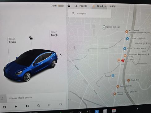 Used 2019 Tesla Model 3 RWD image 16
