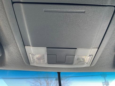 Used 2015 Ford F250 XLT w/ XLT Premium Package image 30