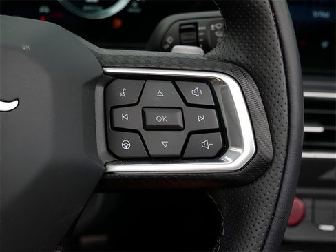 Used 2024 Ford Mustang GT Premium image 19