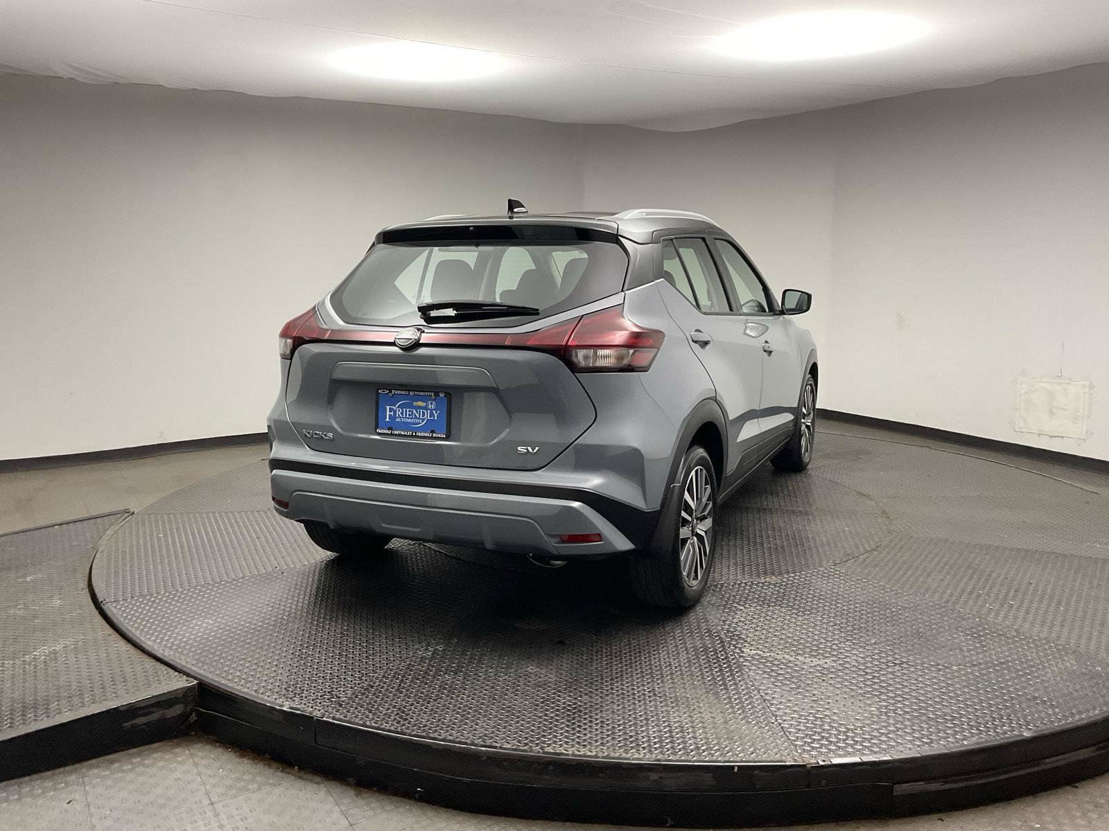 Used 2023 Nissan Kicks SV FWD image 7