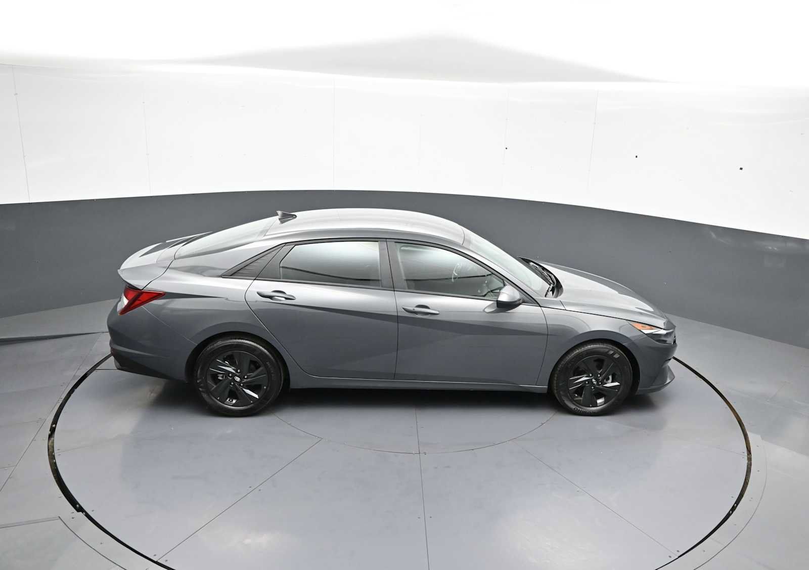 Certified 2023 Hyundai Elantra SEL FWD image 35