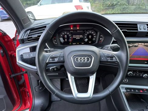 Used 2024 Audi Q3 2.0T Premium AWD/4WD image 23