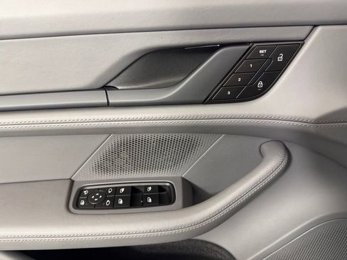 Certified 2026 Porsche Taycan GTS AWD/4WD image 18