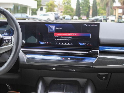 Used 2025 BMW i5 M60 image 13