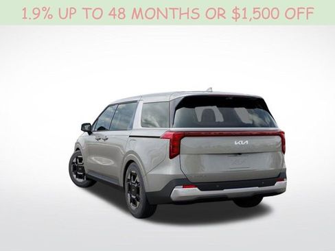 New 2026 Kia Carnival EX FWD image 5