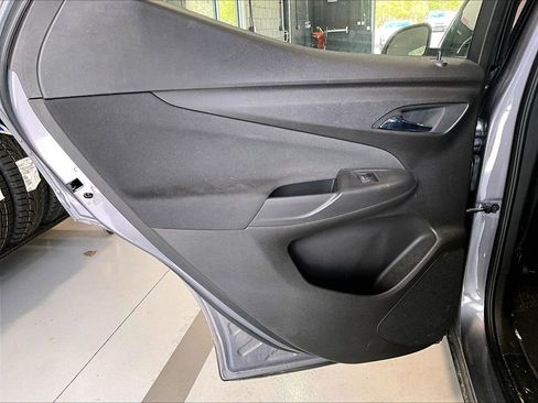 Used 2023 Chevrolet Bolt EUV LT w/ Comfort Package image 20