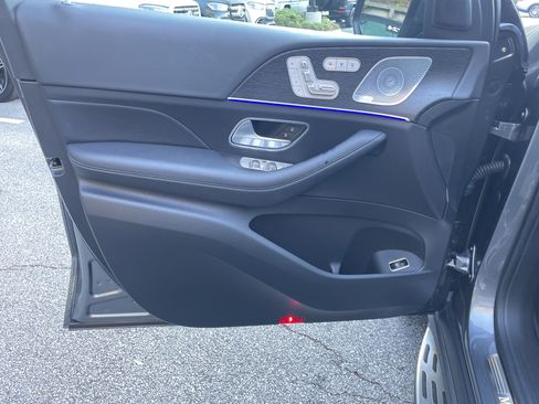 Certified 2025 Mercedes-Benz GLS 450 4MATIC image 18