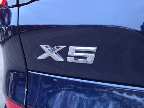 New 2026 BMW X5 xDrive40i w/ M Sport Package AWD/4WD image 15