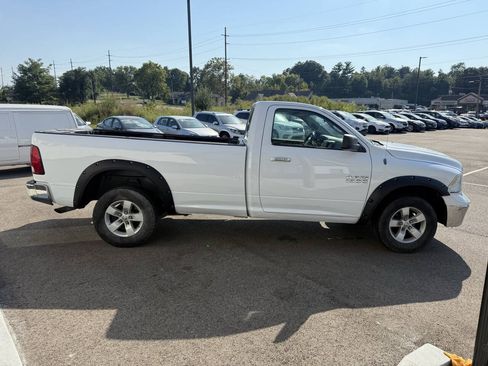 Used 2013 RAM 1500 Classic SLT AWD/4WD image 5