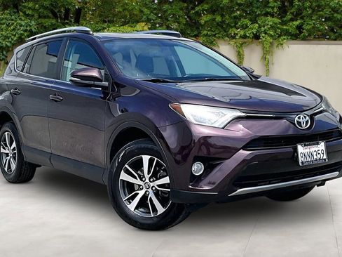 Certified 2016 Toyota RAV4 XLE AWD/4WD image 1
