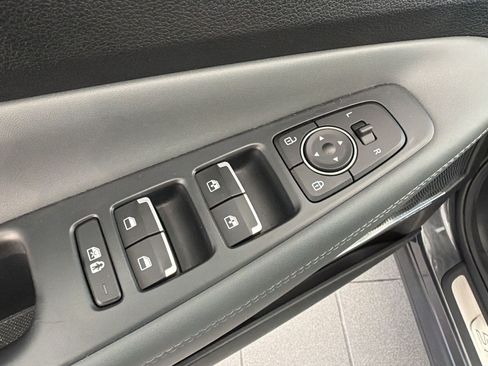 Used 2021 Hyundai Santa Fe SEL w/ Convenience + Premium Package FWD image 15