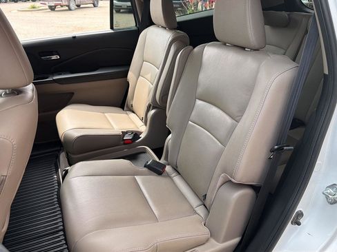 Used 2021 Honda Pilot Touring image 14