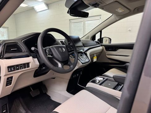 New 2026 Honda Odyssey Elite image 13