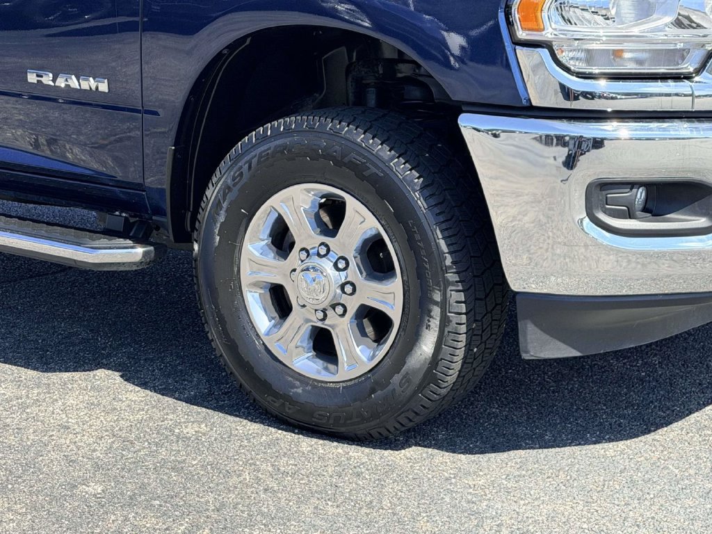 Used 2024 RAM 2500 Big Horn AWD/4WD image 7
