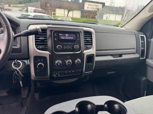 Used 2016 RAM 3500 SLT image 9