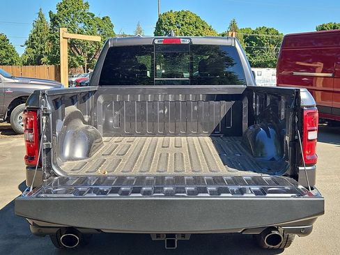 New 2026 RAM 1500 Big Horn AWD/4WD image 10