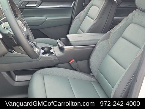 New 2026 GMC Terrain AT4 w/ Convenience Package III AWD/4WD image 22