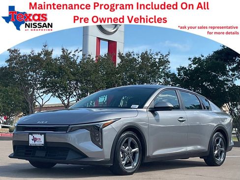 Used 2025 Kia K4 FWD image 1