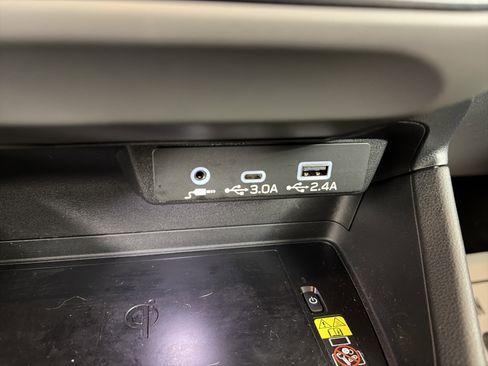 Used 2025 Subaru Crosstrek 2.5i Sport w/ Crosstrek Mirror Package image 24