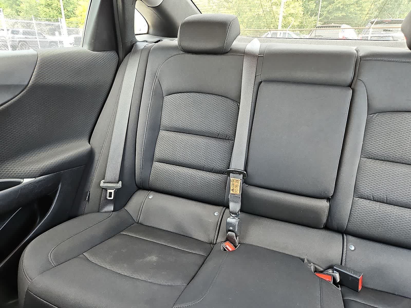 Used 2023 Chevrolet Malibu LT FWD image 13